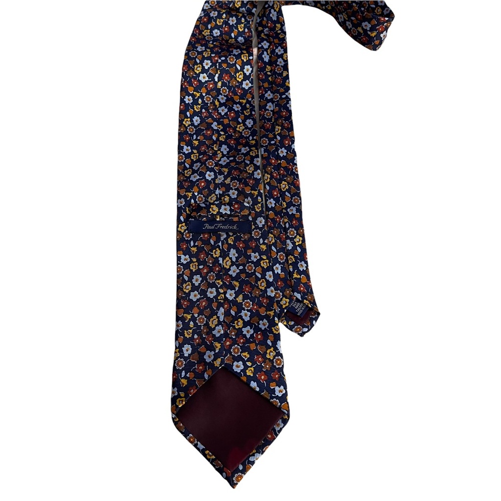 Vintage Paul Patrick 100% Italian Silk Mens Necktie - Picture 2 of 5